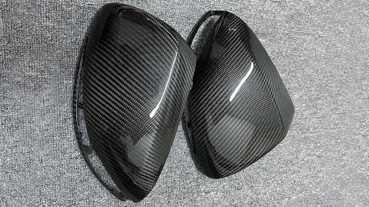 Twill carbon fiber applied on curved automotive component
