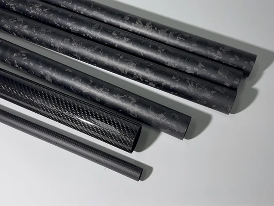 Side-by-side comparison of forged carbon fiber tube and traditional woven carbon fiber tube surface