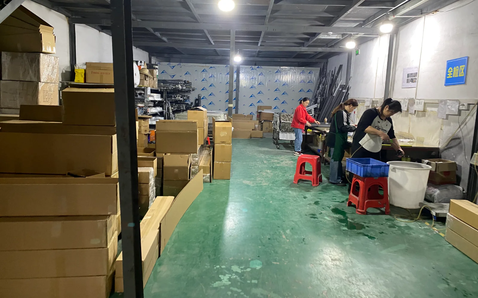 Quality inspection and packing area for carbon fiber products before shipping