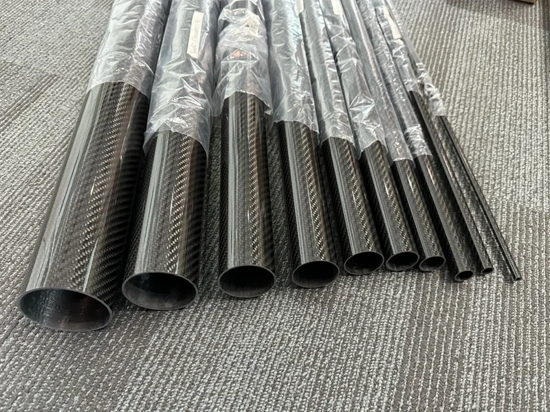 Vibration damping comparison showing carbon fiber telescope tube settling faster than aluminum from manufacturer